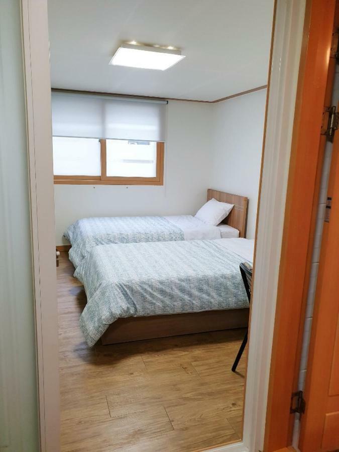 Cheonan City ,One Room Rent, South Korea Exterior photo